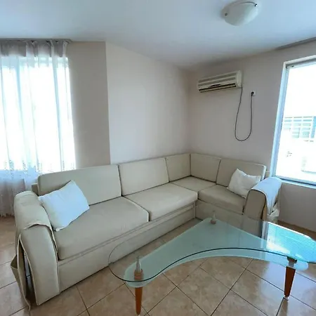 Palm Court A26 Слънчев бряг